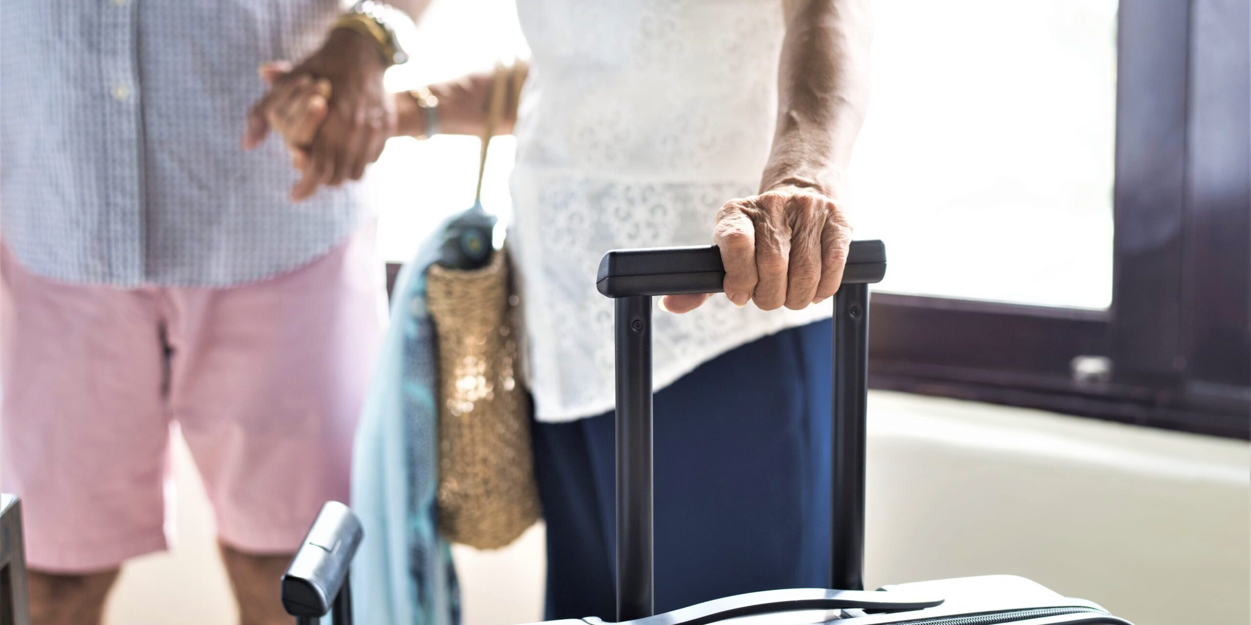 gestión de alquiler vacacional en Valencia - maletas entrada